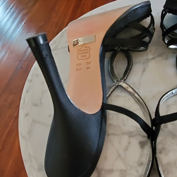 HP🎉Nina Jeweled Black Strappy Heels 7M - Picture 9 of 11